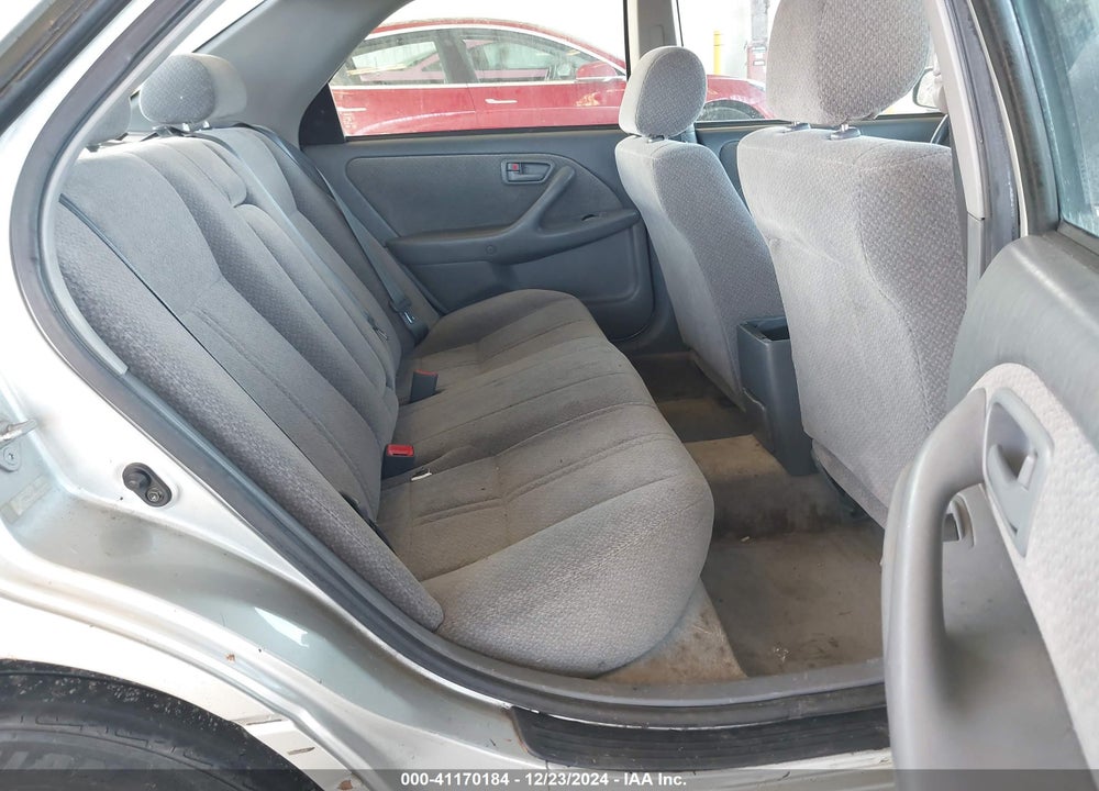 2000 TOYOTA CAMRY LE VIN: JT2BG22K9Y0421931