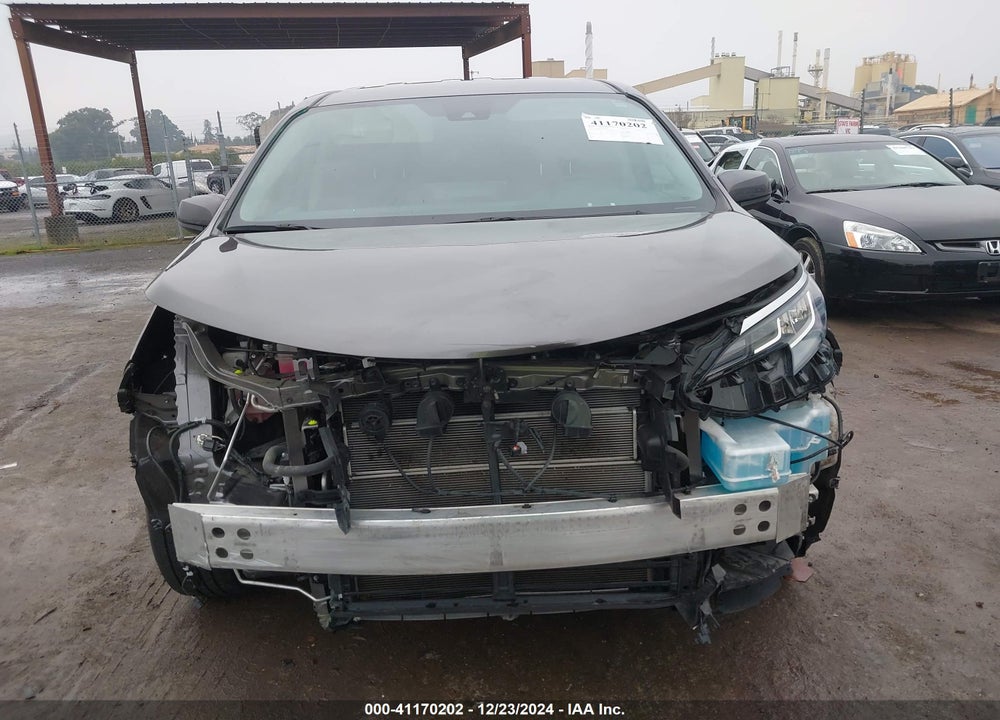 2022 TOYOTA SIENNA LE VIN: 5TDKRKEC6NS076937