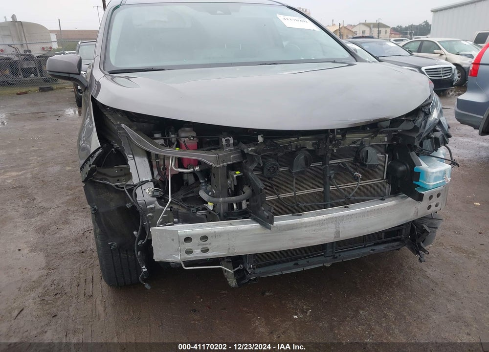 2022 TOYOTA SIENNA LE VIN: 5TDKRKEC6NS076937