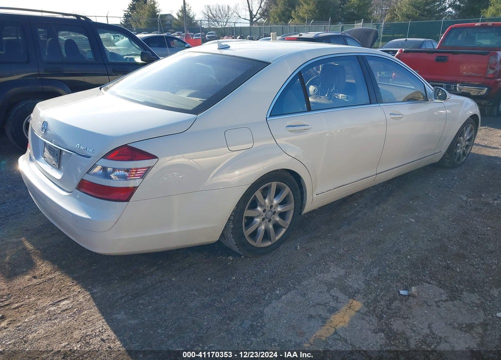 2008 MERCEDES-BENZ S 550 4MATIC VIN: WDDNG86X78A189276