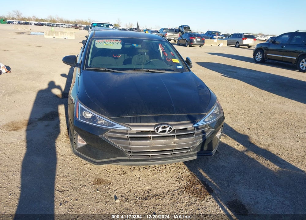 2019 HYUNDAI ELANTRA VIN: 5NPD74LF6KH418766