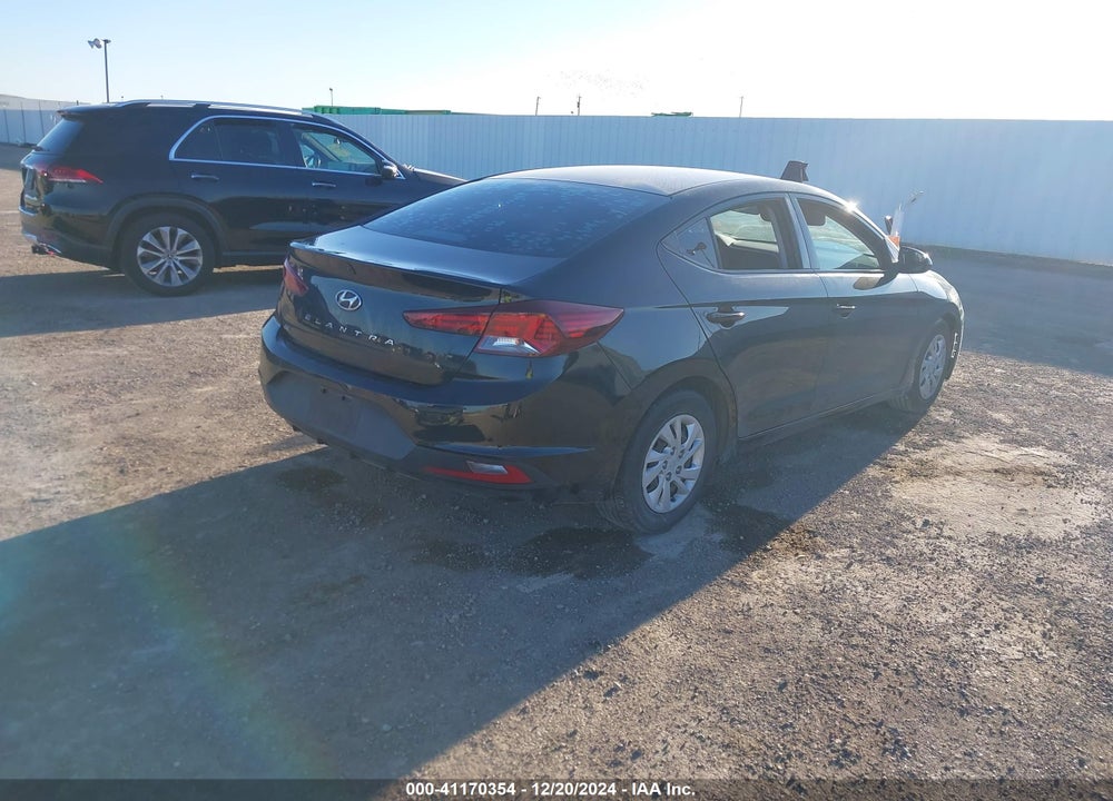 2019 HYUNDAI ELANTRA VIN: 5NPD74LF6KH418766