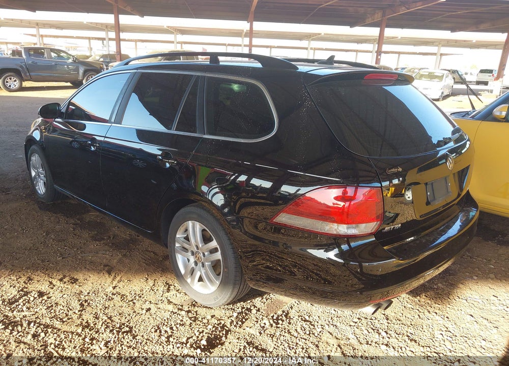2013 VOLKSWAGEN JETTA SPORTWAGEN 2.0L TDI VIN: 3VWPL7AJ0DM695246