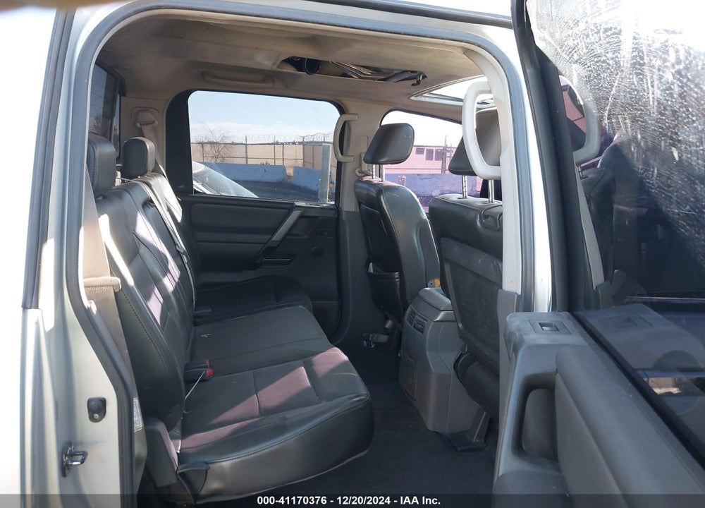 2005 NISSAN TITAN LE VIN: 1N6AA07B05N559841