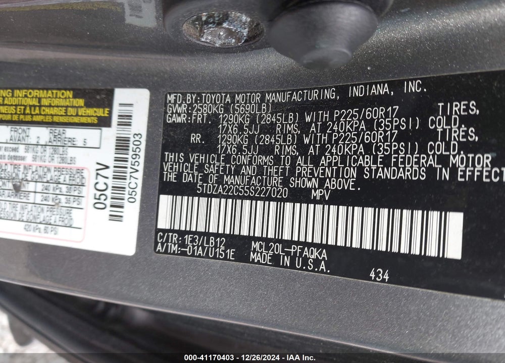 2005 TOYOTA SIENNA XLE VIN: 5TDZA22C55S227020