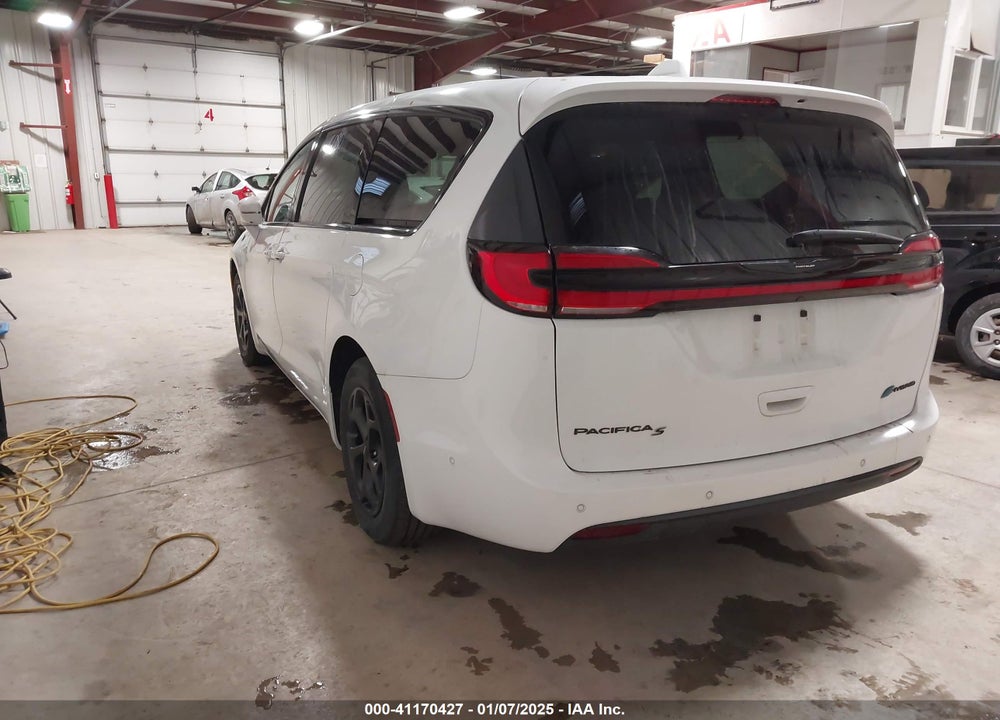 2022 CHRYSLER PACIFICA HYBRID LIMITED VIN: 2C4RC1S74NR173841