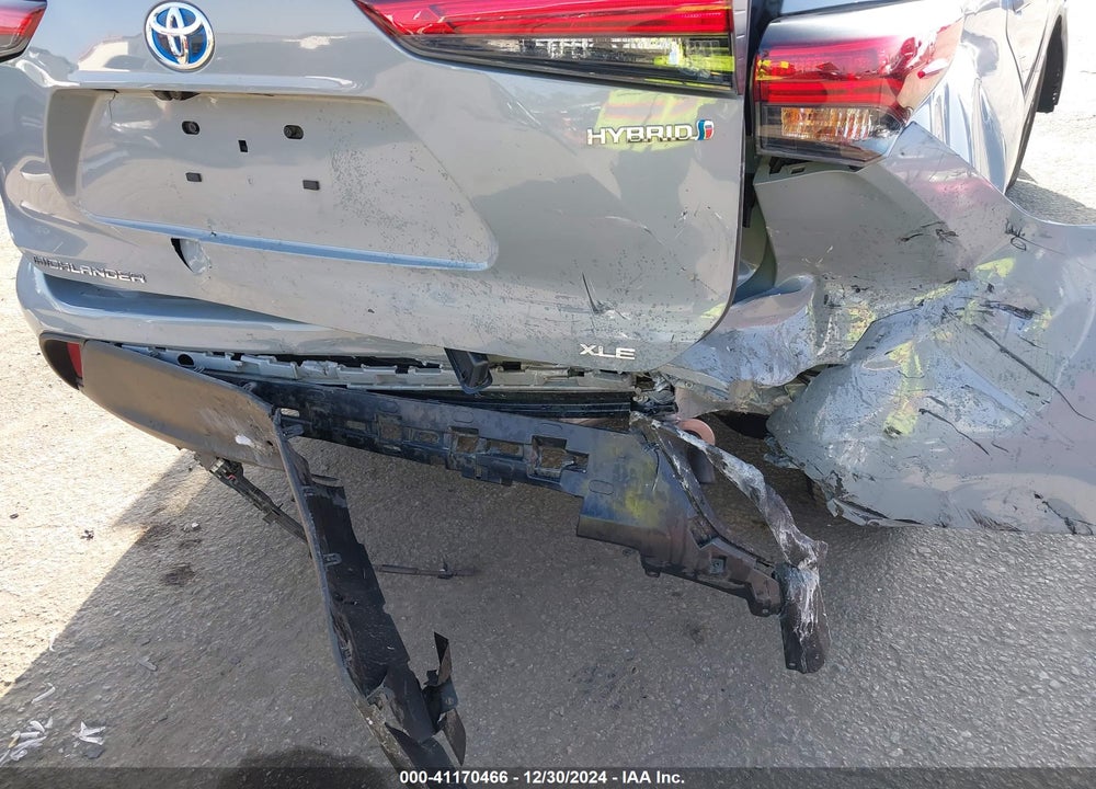 2023 TOYOTA HIGHLANDER HYBRID XLE BRONZE VIN: 5TDAARAH7PS527406