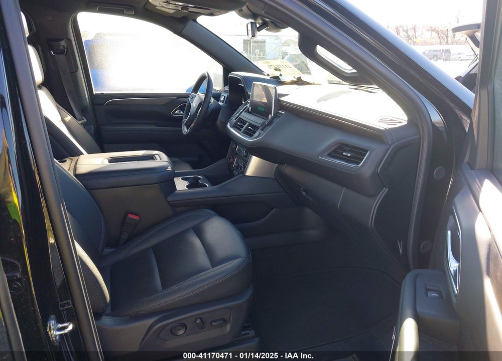 2024 CHEVROLET SUBURBAN 4WD LT VIN: 1GNSKCKD8RR253037