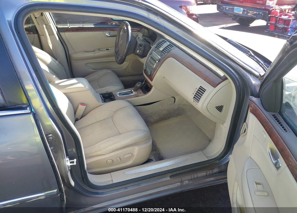 2007 CADILLAC DTS V8 VIN: 1G6KD57Y57U177252