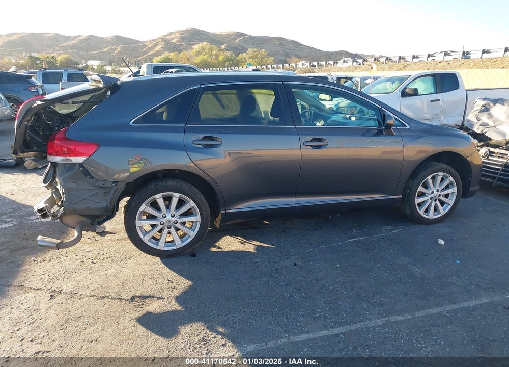 2011 TOYOTA VENZA VIN: 4T3ZA3BB7BU043639