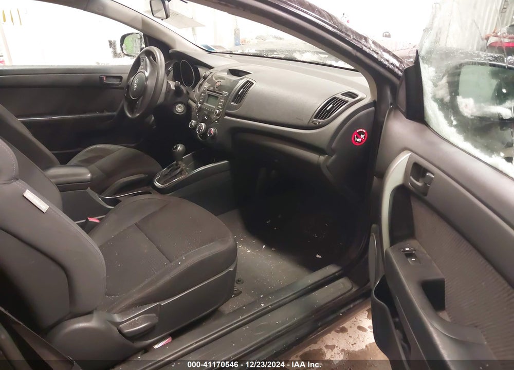 2012 KIA FORTE VIN: KNAFU6A21C5506586