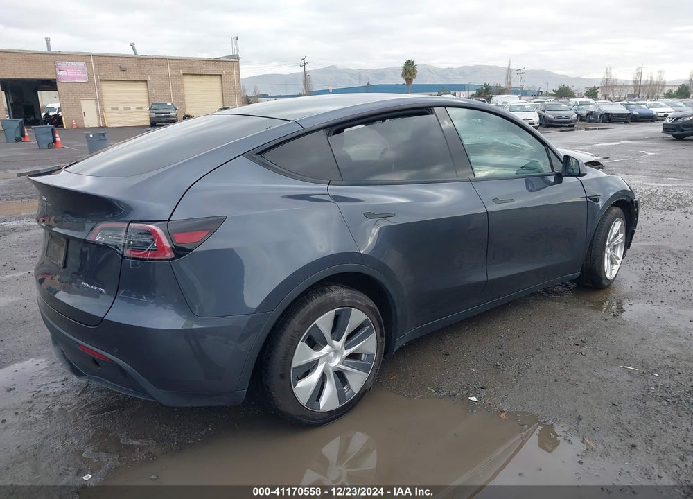 2020 TESLA MODEL Y VIN: 5YJYGDEE7LF030080