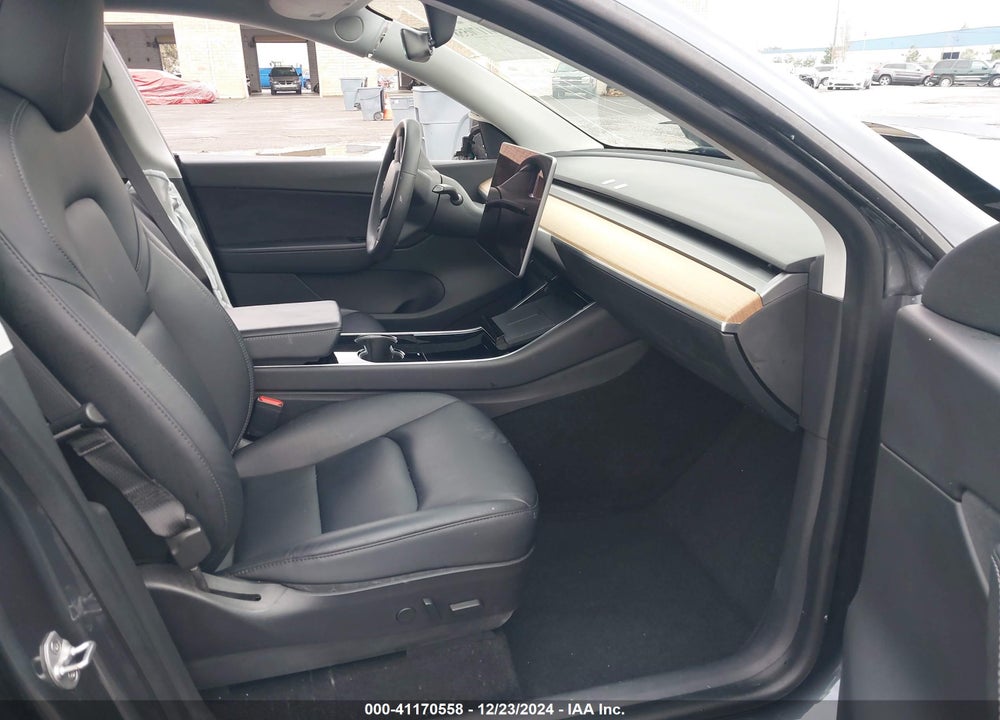 2020 TESLA MODEL Y VIN: 5YJYGDEE7LF030080