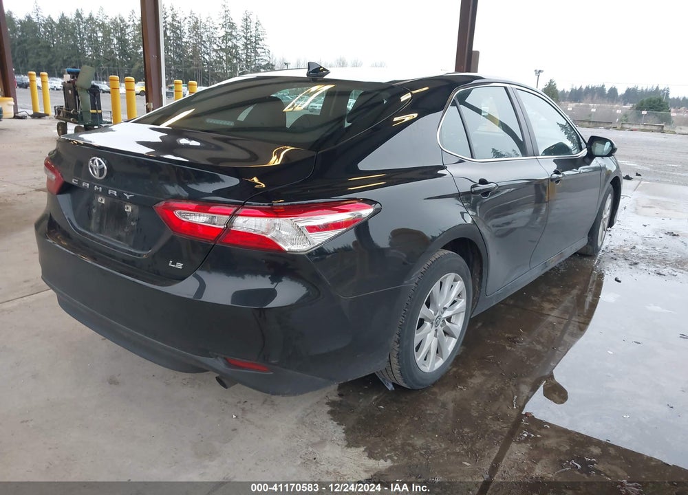 2020 TOYOTA CAMRY LE VIN: 4T1C11AKXLU949211