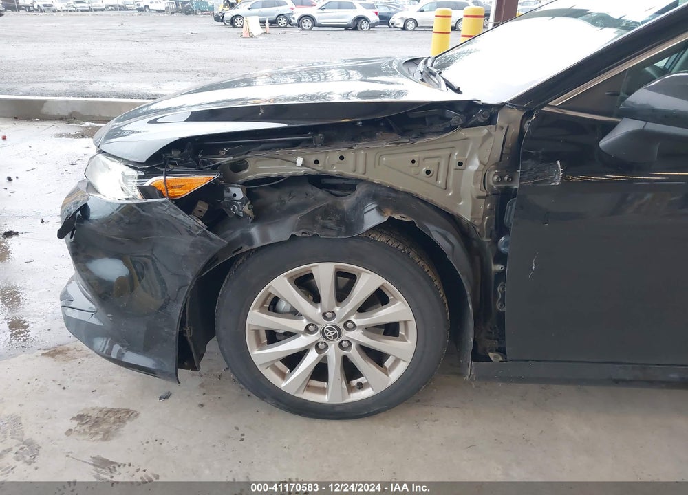 2020 TOYOTA CAMRY LE VIN: 4T1C11AKXLU949211