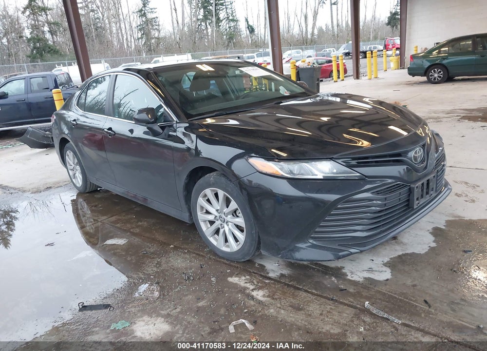 2020 TOYOTA CAMRY LE VIN: 4T1C11AKXLU949211