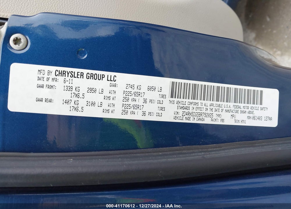 2011 DODGE GRAND CARAVAN CREW VIN: 2D4RN5DG5BR792025