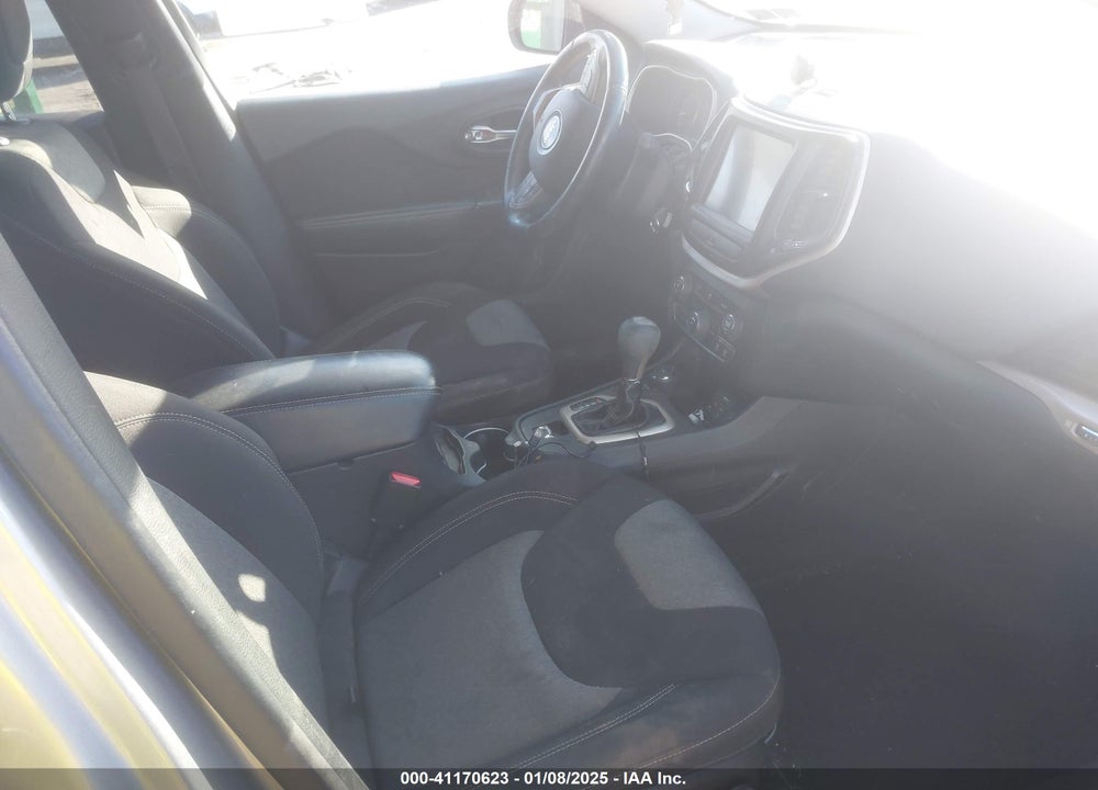 2014 JEEP CHEROKEE LATITUDE VIN: 1C4PJMCB1EW297817