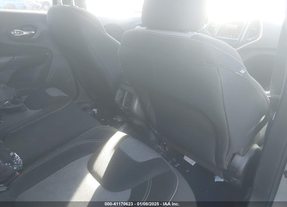 2014 JEEP CHEROKEE LATITUDE VIN: 1C4PJMCB1EW297817