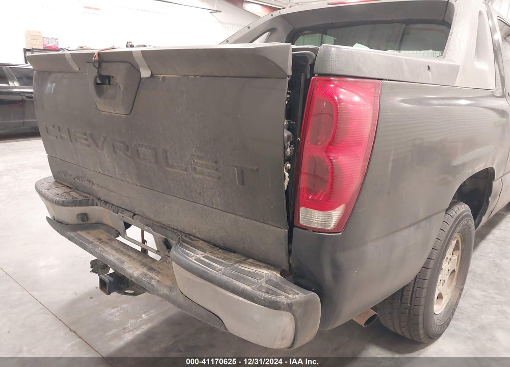 2004 CHEVROLET AVALANCHE 1500 VIN: 3GNEC12T44G151667