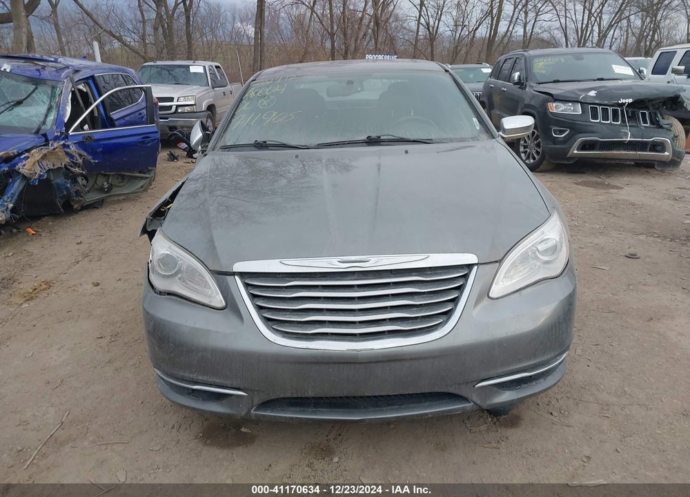 2013 CHRYSLER 200 VIN: 1C3CCBCG8DN711905