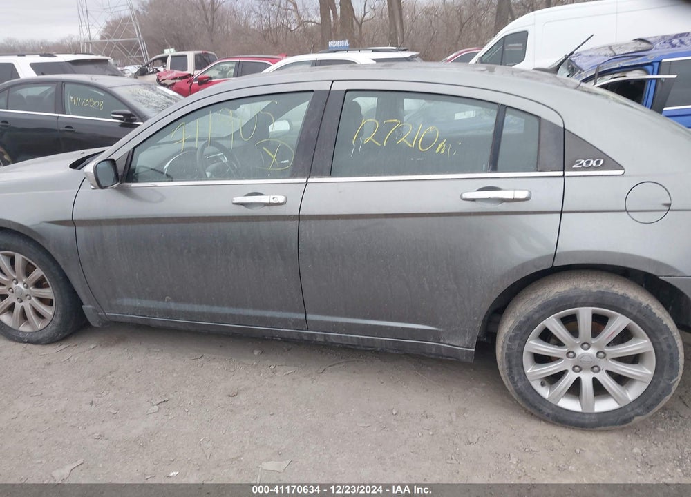 2013 CHRYSLER 200 VIN: 1C3CCBCG8DN711905