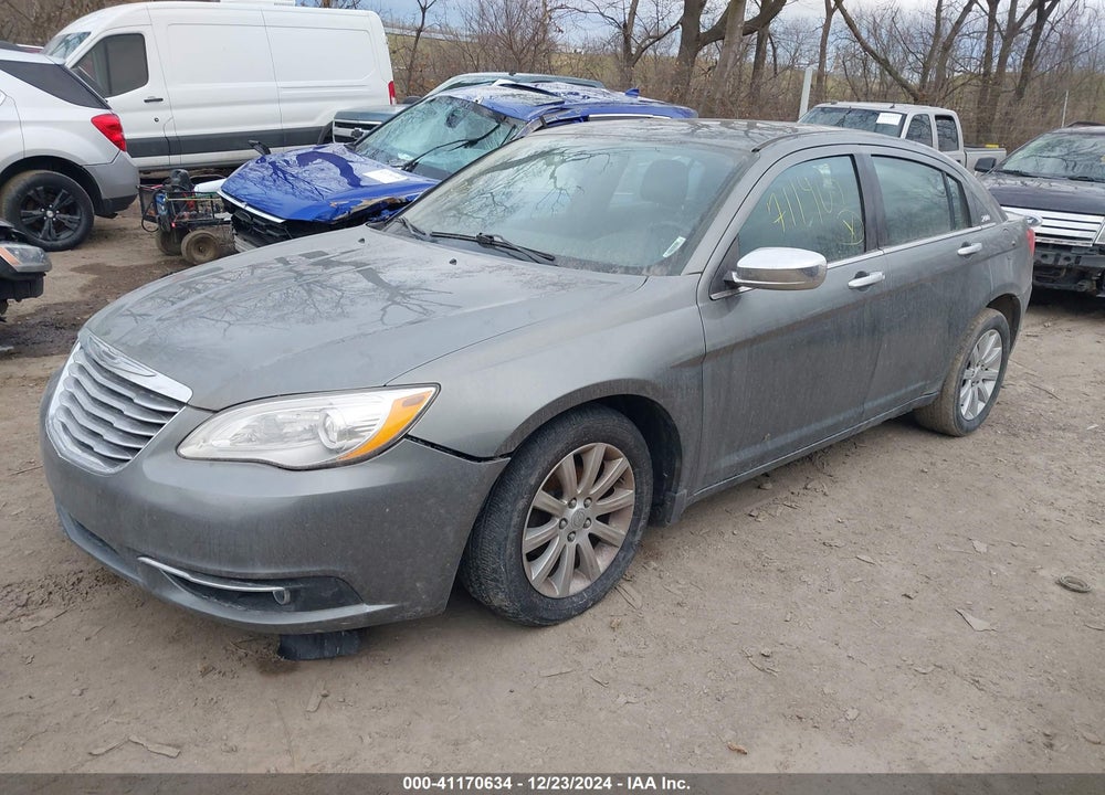 2013 CHRYSLER 200 VIN: 1C3CCBCG8DN711905