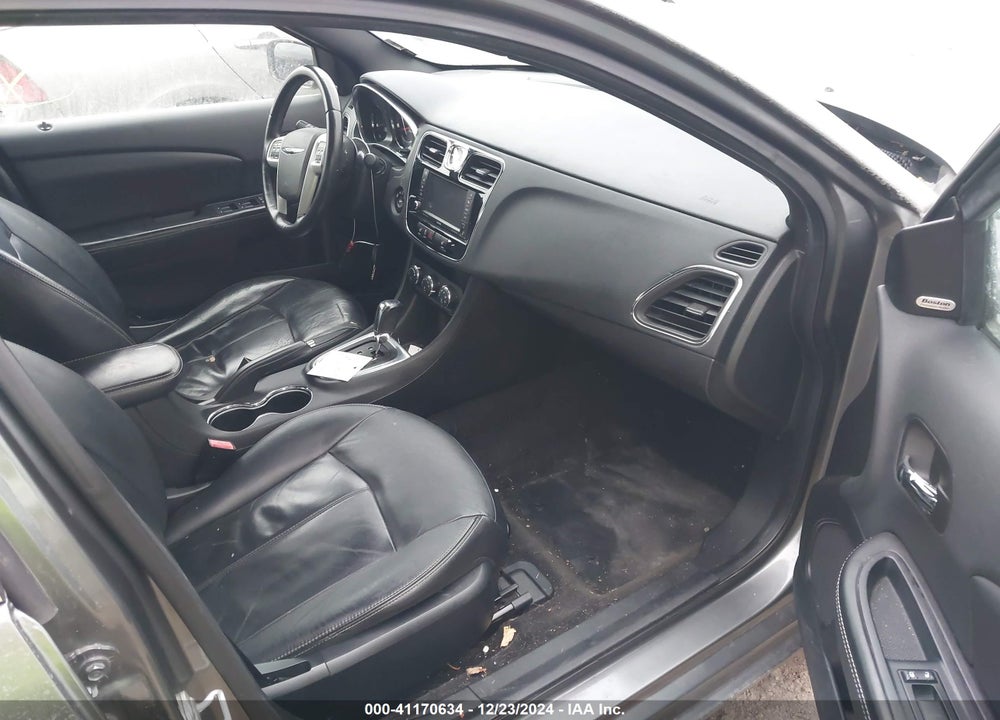 2013 CHRYSLER 200 VIN: 1C3CCBCG8DN711905