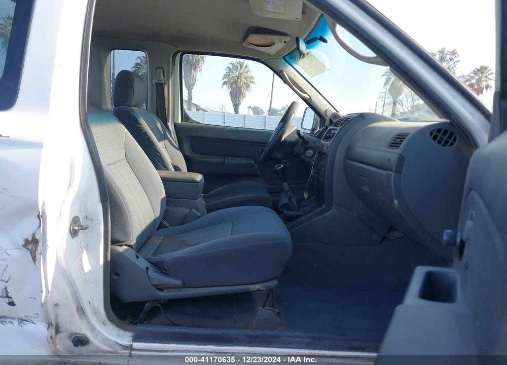 2002 NISSAN FRONTIER XE VIN: 1N6DD26S42C366875