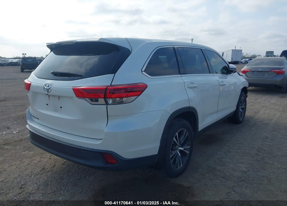 2019 TOYOTA HIGHLANDER LE VIN: 5TDZARFH7KS059312