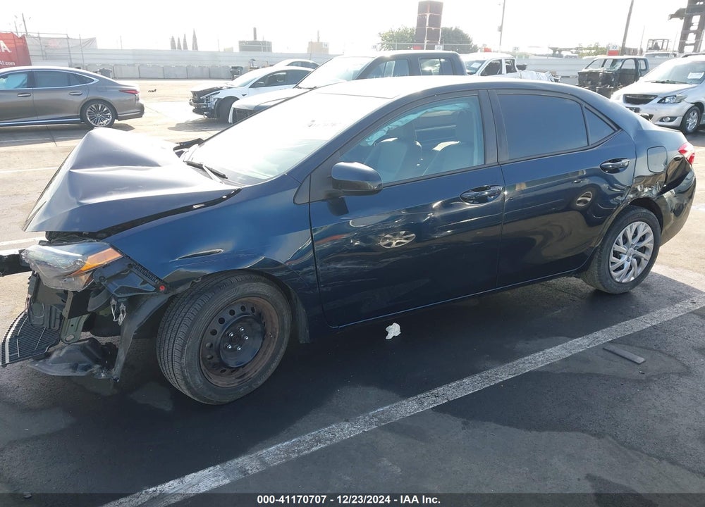 2018 TOYOTA COROLLA LE VIN: 5YFBURHE8JP794108