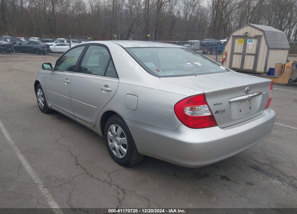 2002 TOYOTA CAMRY LE VIN: 4T1BE32K32U500073