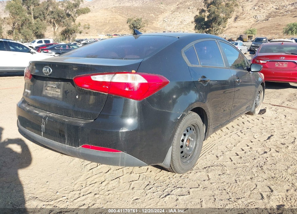 2015 KIA FORTE LX VIN: KNAFK4A65F5341451