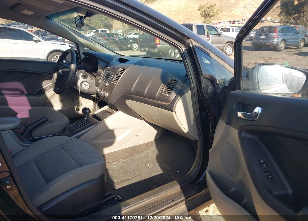 2015 KIA FORTE LX VIN: KNAFK4A65F5341451