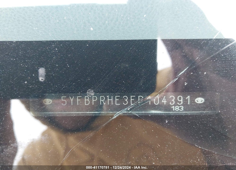 2014 TOYOTA COROLLA VIN: 5YFBPRHE3EP104391