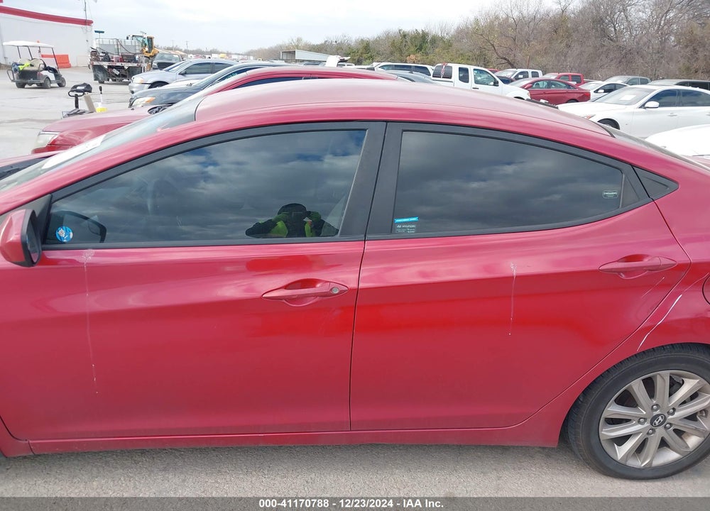 2016 HYUNDAI ELANTRA VIN: KMHDH4AE3GU518694