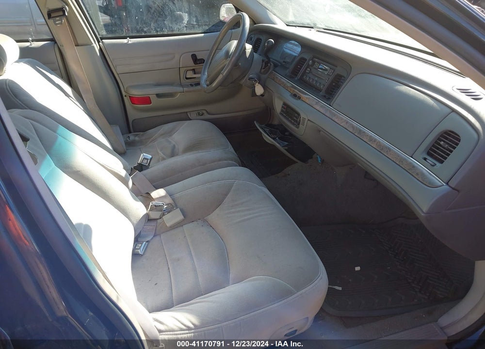 1999 FORD CROWN VICTORIA LX VIN: 2FAFP74WXXX132732