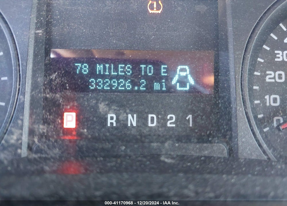 2009 FORD F-150 STX VIN: 1FTRX12W79FA13820