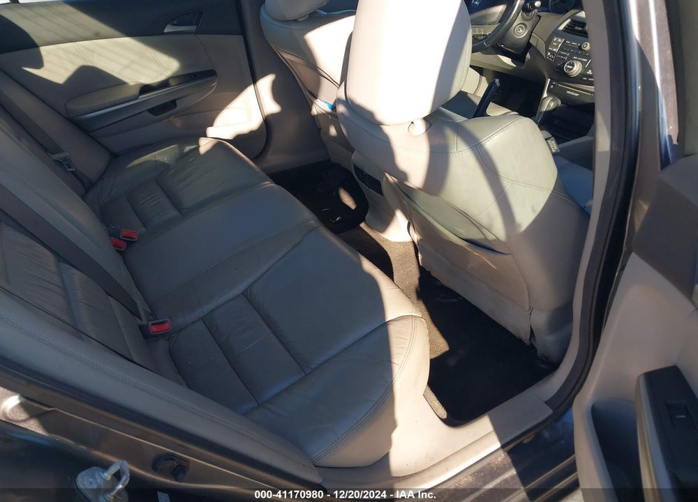 2010 HONDA ACCORD 3.5 EX-L VIN: 1HGCP3F82AA017886