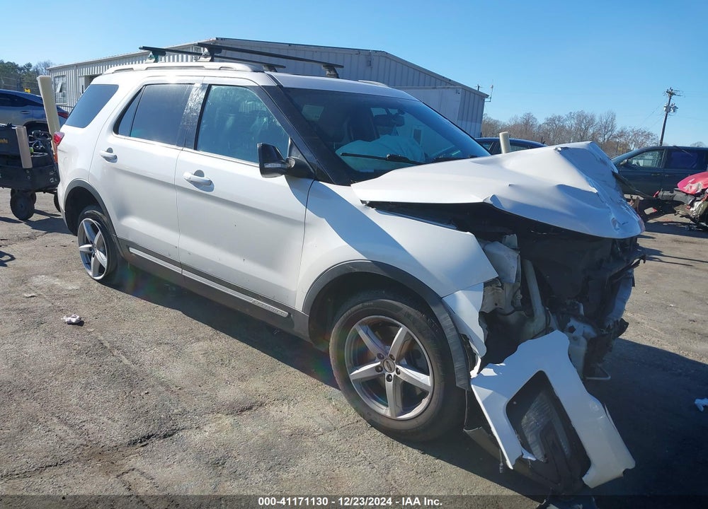 2017 FORD EXPLORER XLT VIN: 1FM5K8D87HGC50414
