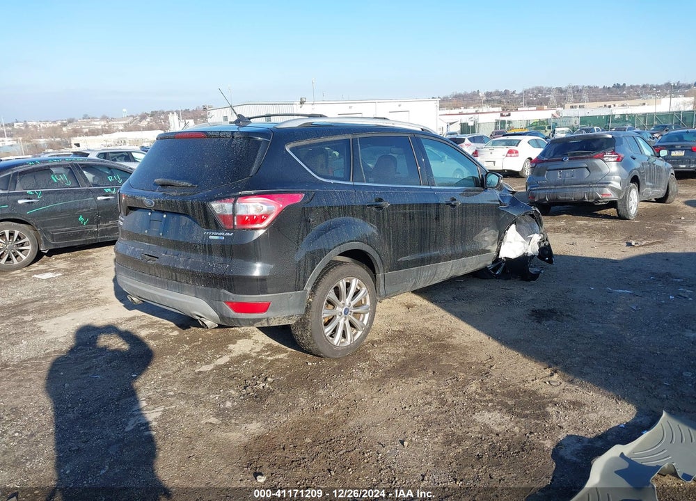 2018 FORD ESCAPE TITANIUM VIN: 1FMCU9J94JUC66632