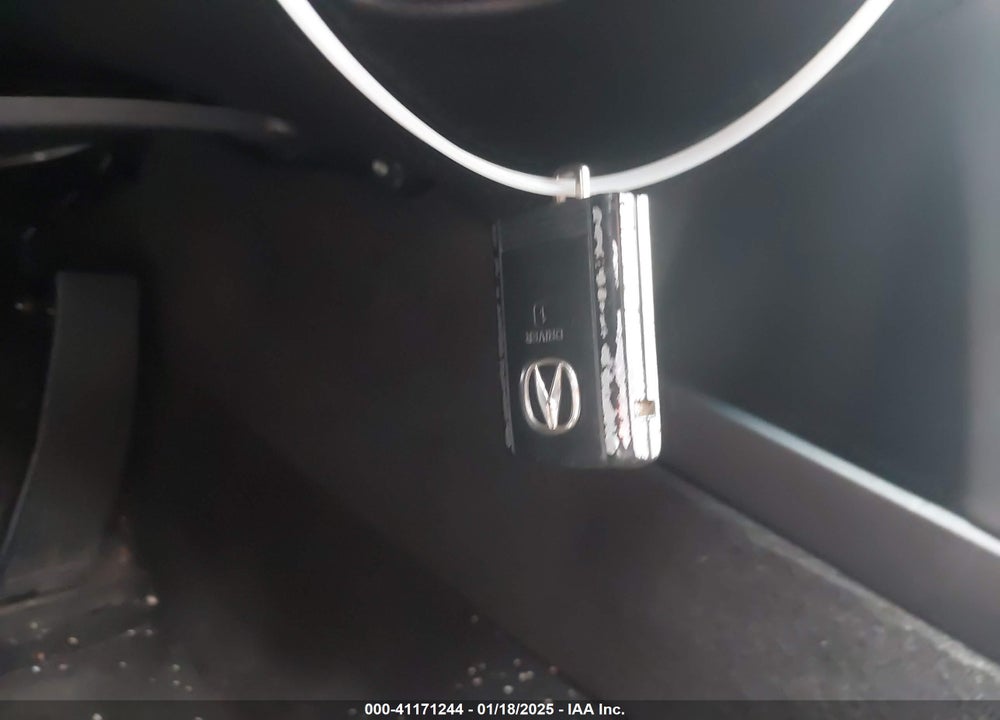 2010 ACURA TL 3.7 VIN: 19UUA9F51AA005503