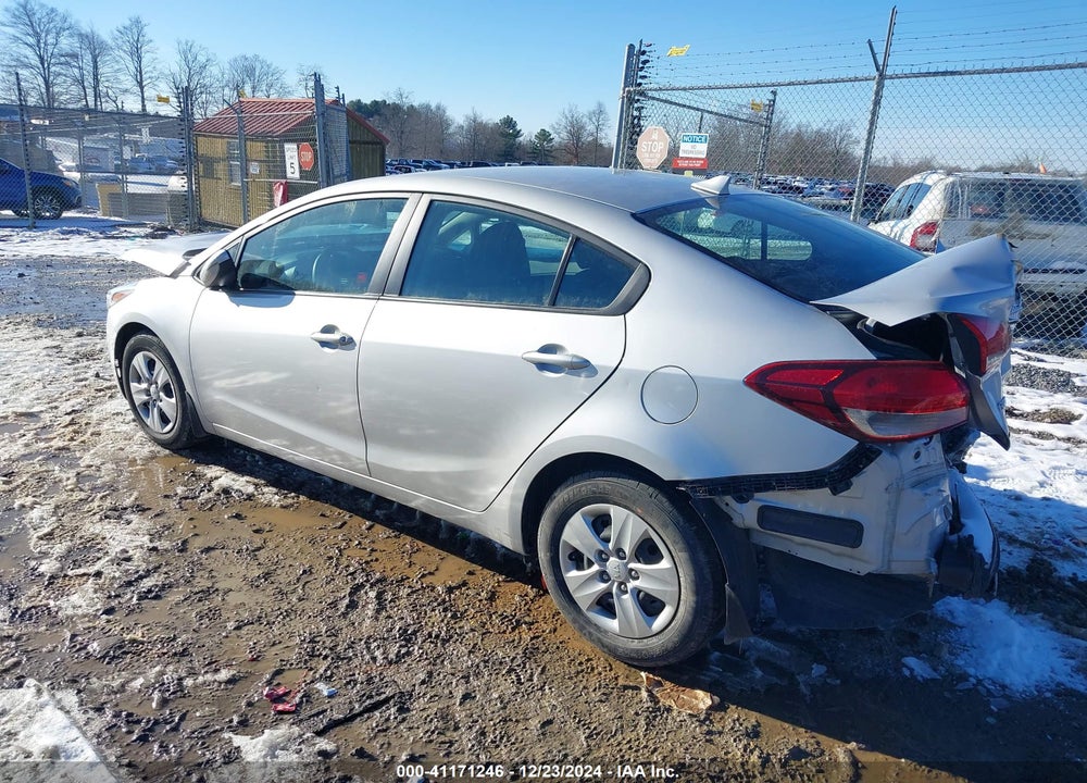 2017 KIA FORTE LX VIN: 3KPFK4A70HE098263