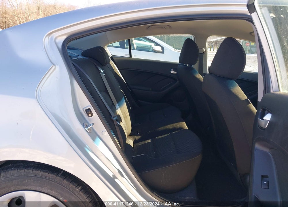 2017 KIA FORTE LX VIN: 3KPFK4A70HE098263