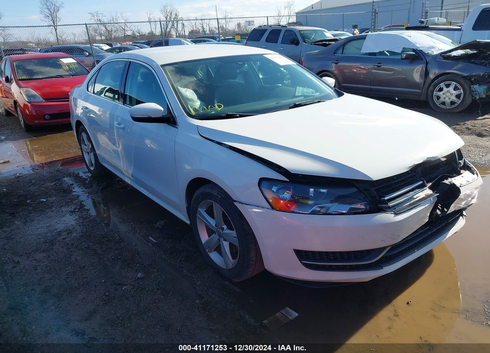 2014 VOLKSWAGEN PASSAT 1.8T SE VIN: 1VWBT7A36EC105615