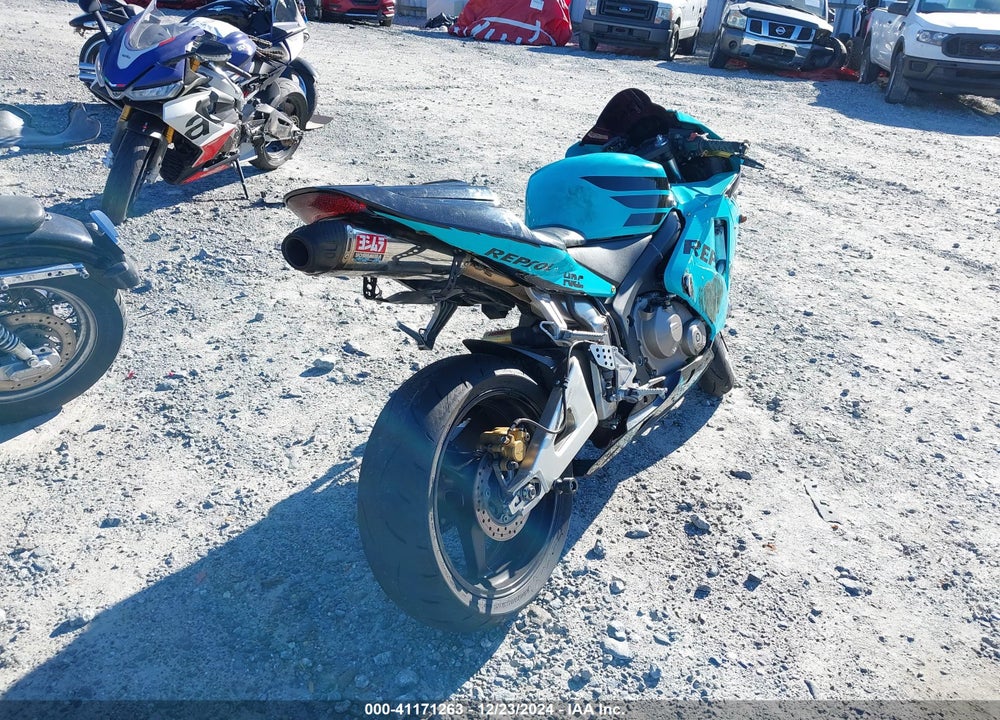 2003 HONDA CBR600 RR VIN: JH2PC37083M003181