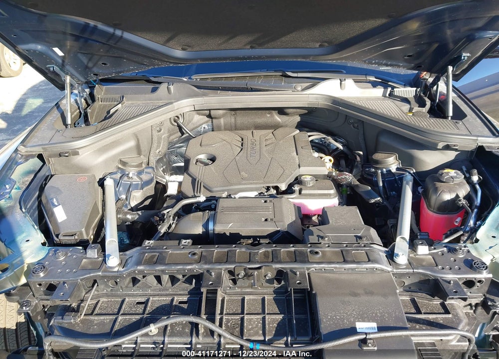 2025 GENESIS GV80 2.5T STANDARD AWD VIN: KMUHFESB7SU241947