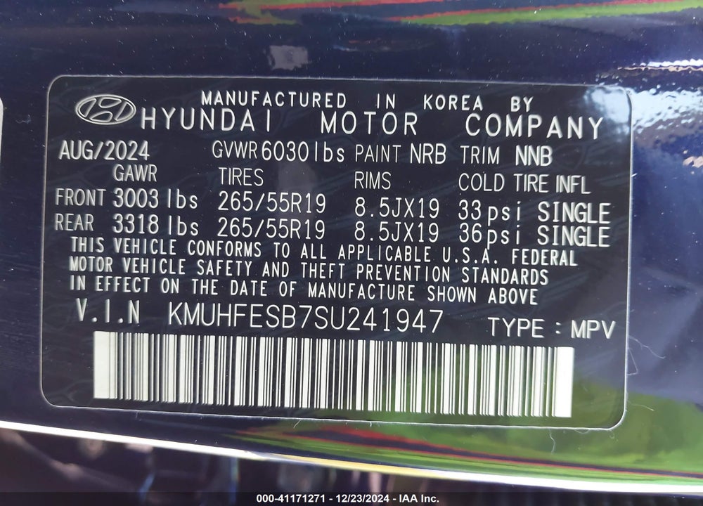 2025 GENESIS GV80 2.5T STANDARD AWD VIN: KMUHFESB7SU241947