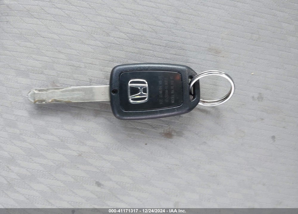 2015 HONDA CIVIC LX VIN: 19XFB2F53FE110348