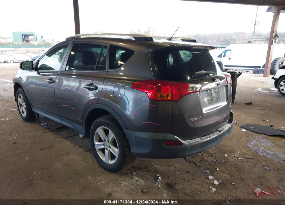2013 TOYOTA RAV4 XLE VIN: JTMRFREV5D5027704